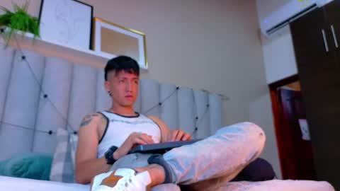 carter_noah_ online show from January 10, 2:46 am