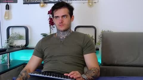 Carter online show from March 8, 8:00 am