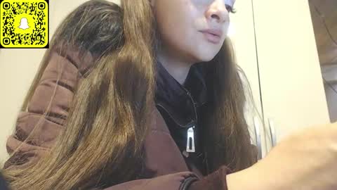 Snapshot of cary_mary chatting on November 30, 2:43 pm Cary mary online show from November 30, 2:43 pm