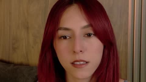 Casandra  online show from April 7, 7:03 pm