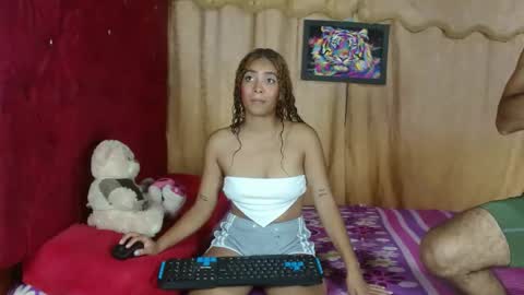 Snapshot of casandtom chatting on October 23, 3:06 am Cass And Tom online show from October 23, 3:06 am