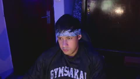 Snapshot of casas_oom chatting on March 8, 4:45 am online show from March 8, 4:45 am