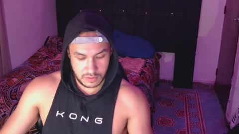 Snapshot of casas_oom chatting on September 20, 5:19 am online show from September 20, 5:19 am