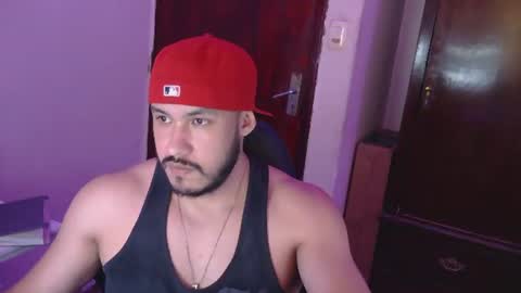 Snapshot of casas_oom chatting on July 3, 7:53 pm online show from July 3, 7:53 pm