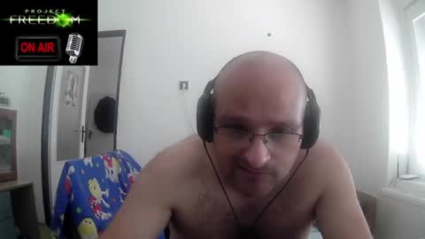 Snapshot of cascadacek chatting on June 18, 9:58 am CASCADACEK online show from June 18, 9:58 am