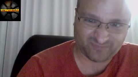 Snapshot of cascadacek chatting on June 18, 10:03 pm CASCADACEK online show from June 18, 10:03 pm