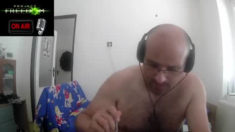 Snapshot of cascadacek chatting on June 19, 12:31 pm CASCADACEK online show from June 19, 12:31 pm