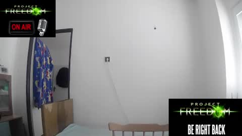 Snapshot of cascadacek chatting on July 7, 7:23 am CASCADACEK online show from July 7, 7:23 am