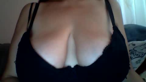 Snapshot of casey3000 chatting on October 18, 11:11 am Casey online show from October 18, 11:11 am