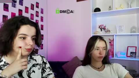 casey_meow_ online show from June 17, 8:39 am