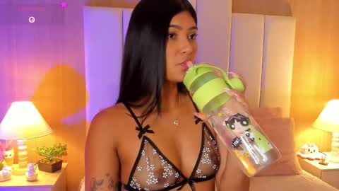 Snapshot of caseypierce_ chatting on November 24, 8:08 pm Casey Pierce New Account online show from November 24, 8:08 pm