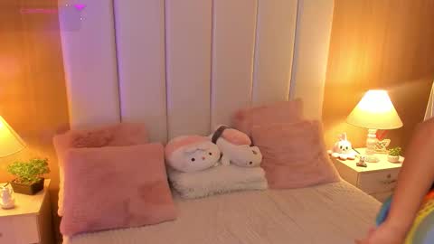 Snapshot of caseypierce_ chatting on November 28, 8:55 pm Casey Pierce New Account online show from November 28, 8:55 pm