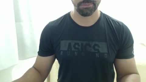 Snapshot of cashmastermuscle77 chatting on January 5, 5:27 pm cashmastermuscle77 online show from January 5, 5:27 pm