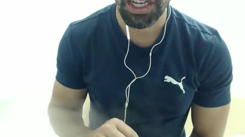 Snapshot of cashmastermuscle77 chatting on February 2, 2:10 am cashmastermuscle77 online show from February 2, 2:10 am