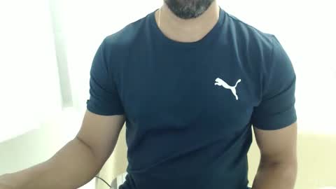 Snapshot of cashmastermuscle77 chatting on February 3, 10:59 pm cashmastermuscle77 online show from February 3, 10:59 pm