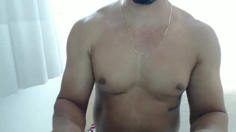 Snapshot of cashmastermuscle77 chatting on February 22, 7:23 pm cashmastermuscle77 online show from February 22, 7:23 pm