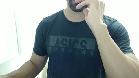 cashmastermuscle77 online show from March 3, 11:21 pm