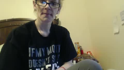 Snapshot of casidy1 chatting on February 5, 3:52 pm casidy1 online show from February 5, 3:52 pm