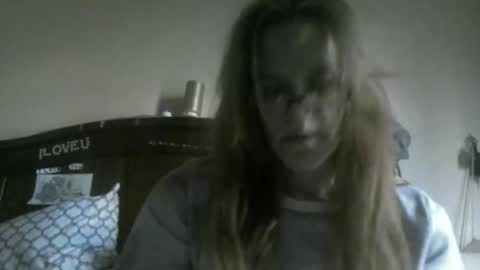 Snapshot of casidy1 chatting on February 15, 10:31 pm casidy1 online show from February 15, 10:31 pm