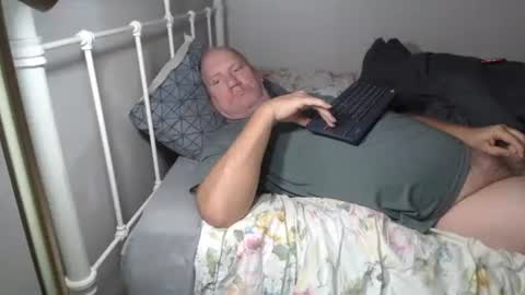 Snapshot of casinocam chatting on December 16, 6:57 pm CasinoCam online show from December 16, 6:57 pm