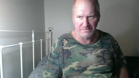 Snapshot of casinocam chatting on January 9, 7:26 pm CasinoCam online show from January 9, 7:26 pm