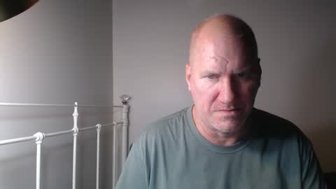 Snapshot of casinocam chatting on January 18, 1:31 am CasinoCam online show from January 18, 1:31 am