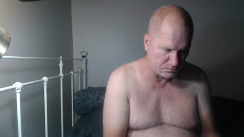 Snapshot of casinocam chatting on February 1, 2:59 pm CasinoCam online show from February 1, 2:59 pm