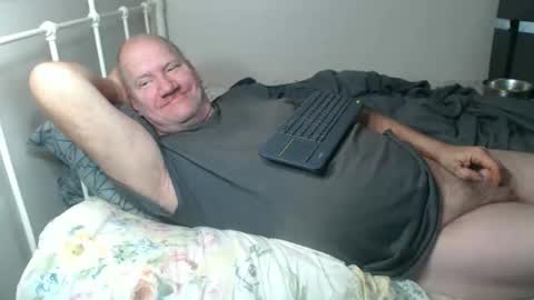 Snapshot of casinocam chatting on February 7, 5:49 pm CasinoCam online show from February 7, 5:49 pm