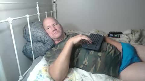 Snapshot of casinocam chatting on February 14, 7:27 am CasinoCam online show from February 14, 7:27 am