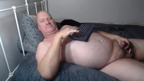 Snapshot of casinocam chatting on February 15, 7:51 am CasinoCam online show from February 15, 7:51 am