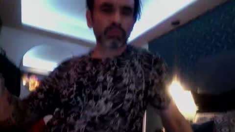 Snapshot of cassandra06400 chatting on October 15, 1:50 am cassandra06400 online show from October 15, 1:50 am