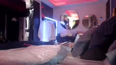 Snapshot of cassandra06400 chatting on November 17, 2:28 am cassandra06400 online show from November 17, 2:28 am