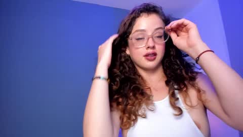 Cassie online show from December 20, 10:00 pm