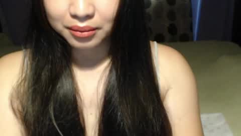 cassandra_drip online show from April 12, 4:06 am