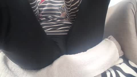 Snapshot of cassandra_joy chatting on February 9, 7:16 am Cassandra joy online show from February 9, 7:16 am