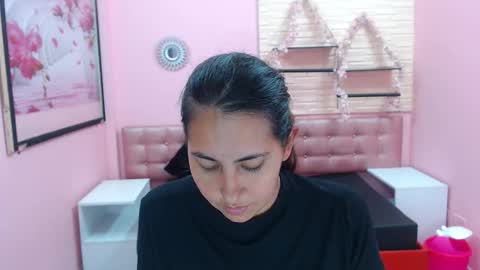 Snapshot of cassandra_ruizz chatting on October 27, 8:46 pm 573215024606 online show from October 27, 8:46 pm
