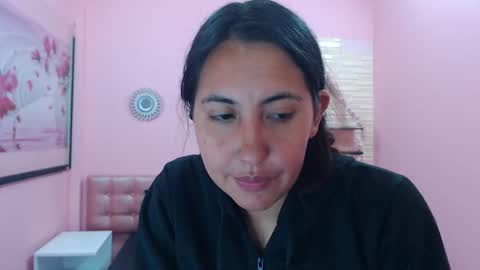 Snapshot of cassandra_ruizz chatting on November 1, 8:22 pm 573215024606 online show from November 1, 8:22 pm
