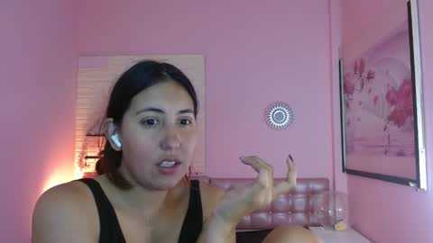 Snapshot of cassandra_ruizz chatting on November 17, 8:25 pm 573215024606 online show from November 17, 8:25 pm