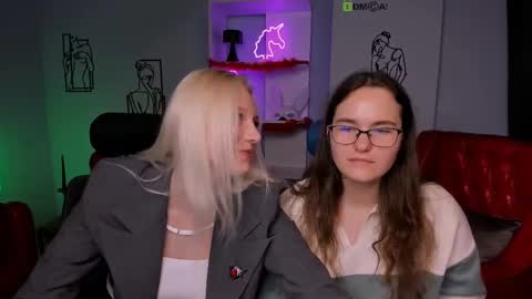 Snapshot of cassandra_w chatting on March 12, 1:30 pm Cassandra or call me Cassy online show from March 12, 1:30 pm