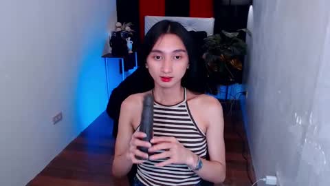 cassandrafoxxx online show from December 18, 8:36 pm