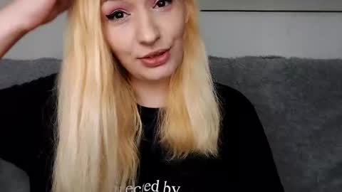 Snapshot of cassandratate chatting on January 29, 8:29 am Casey Chris online show from January 29, 8:29 am