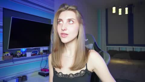 Seductress Cassia  FINDOM AND SADISM  NO NUDE online show from September 18, 6:43 pm