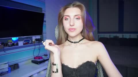 Seductress Cassia  FINDOM AND SADISM  NO NUDE online show from September 26, 4:44 pm