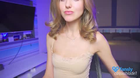 Seductress Cassia  FINDOM AND SADISM  NO NUDE online show from December 14, 4:34 pm