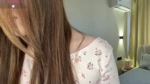 Adele online show from March 31, 6:14 am