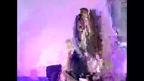 kitkat online show from April 15, 12:12 pm