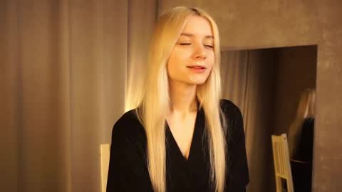 Cassie online show from February 20, 3:30 pm