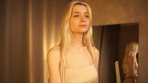 Cassie online show from February 26, 8:44 pm