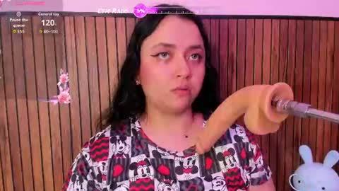 Snapshot of cassie_ibarra chatting on July 4, 7:20 pm cassie online show from July 4, 7:20 pm