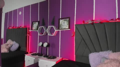 Snapshot of cassie_jones1 chatting on February 13, 2:56 am Cassie Jones online show from February 13, 2:56 am